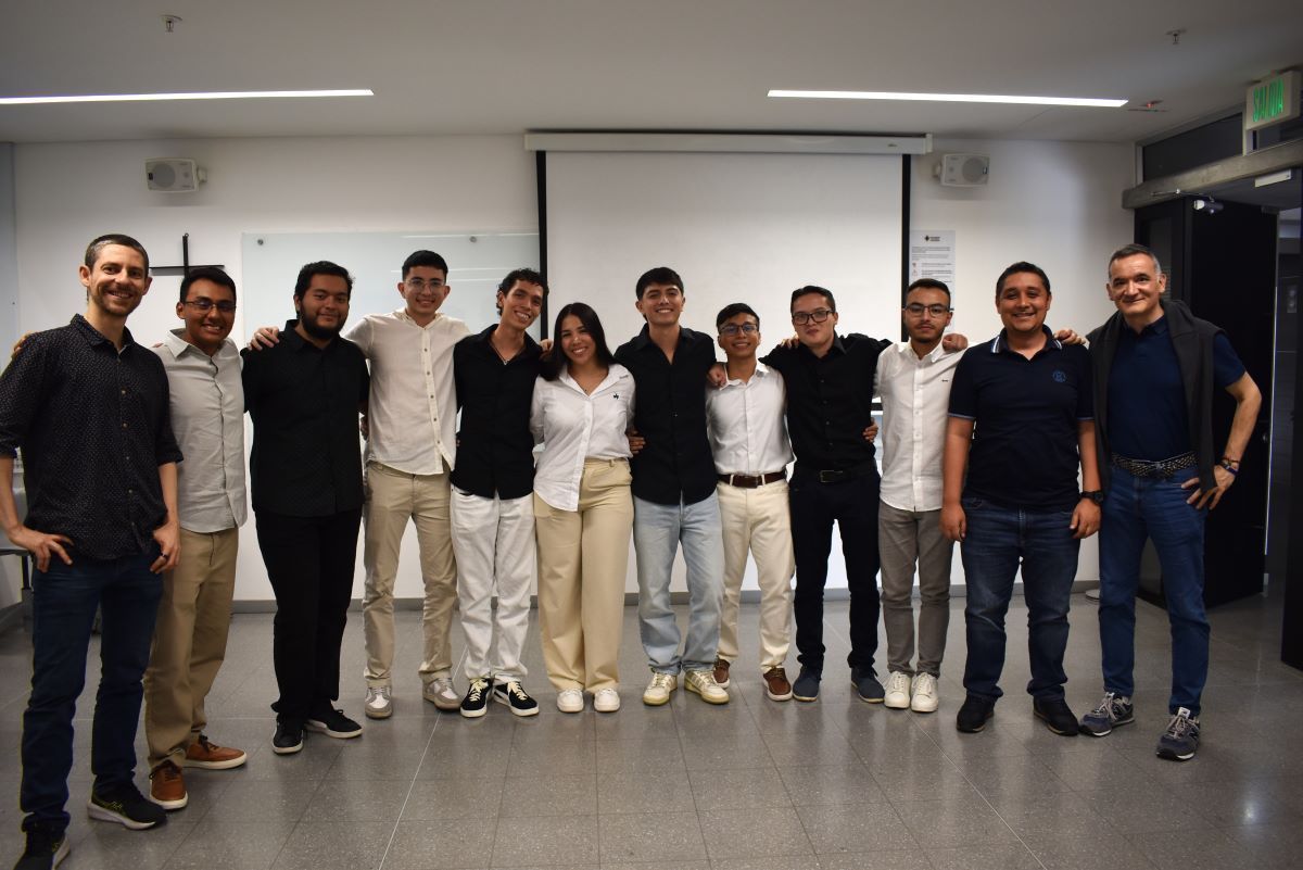 Del aula a la industria: UPB apuesta por el Capstone