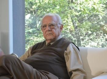 César Valencia