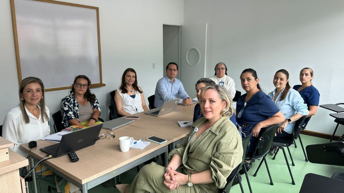 Doris Muñoz, coordiinadora de Investigación de la Escuela de Ciencias Sociales