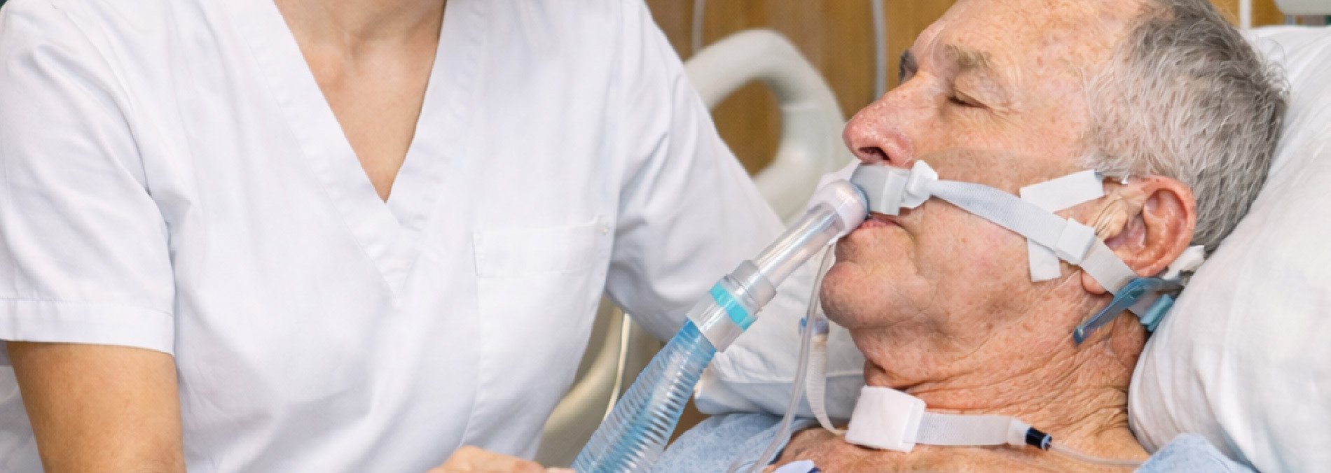 Enfermería al Paciente Crítico Adulto