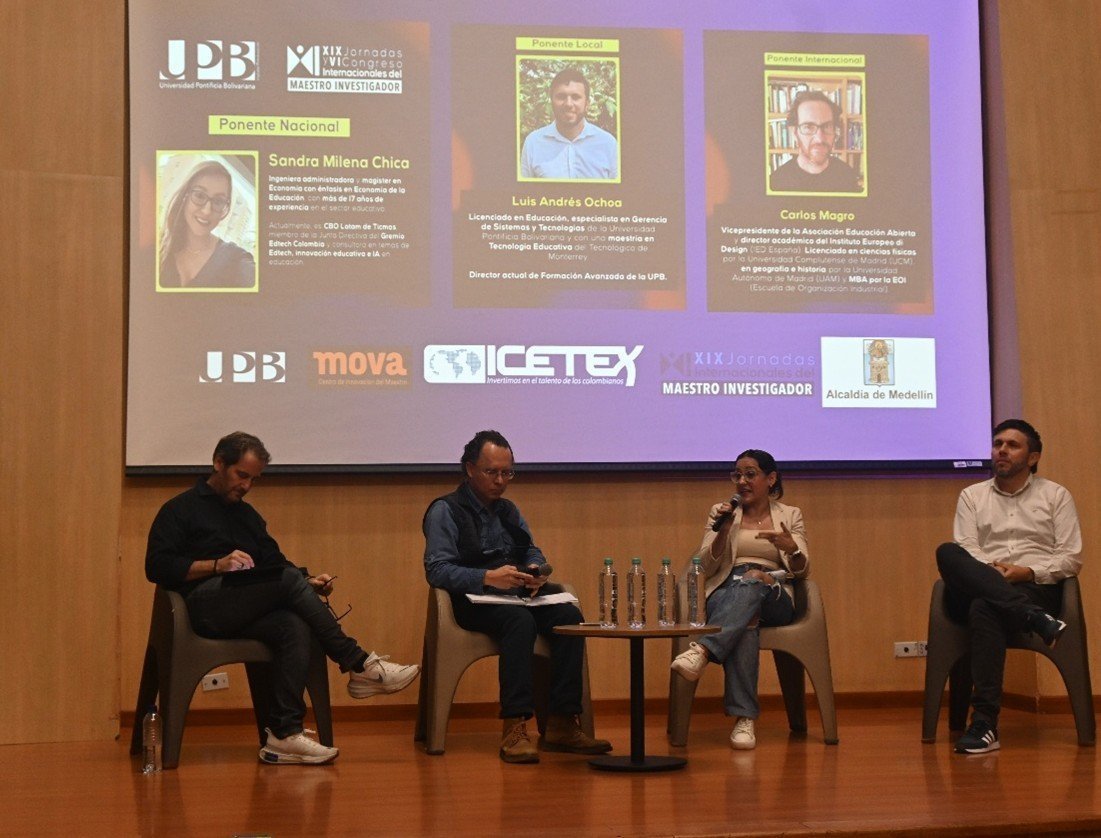 Foto de los 3 ponentes 