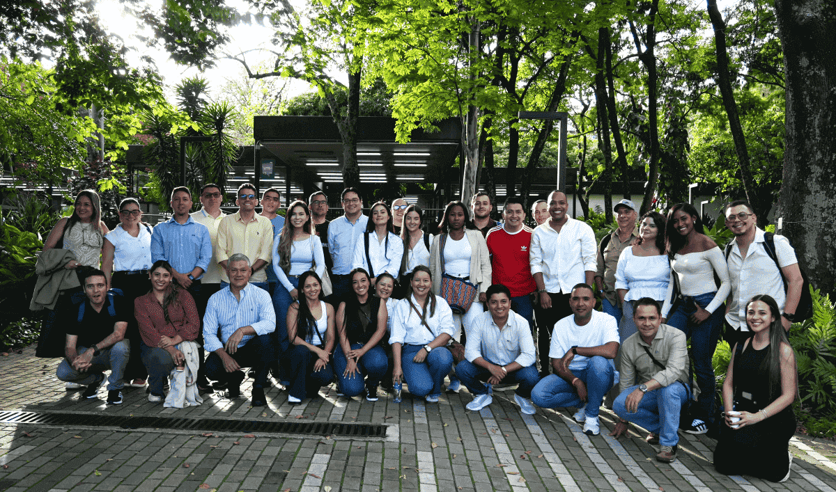 Estudiantes maestrías en misión académica y empresarial Medellín