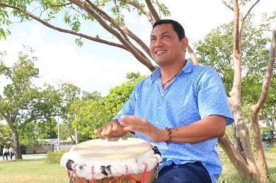 Tevinson Díaz ha compuesto canciones con ritmo de cumbiamba porros cumbias y mapalé. Hasta la fecha le han grabado 20 canciones