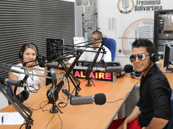 Egresado UPB, nos deleita con su música