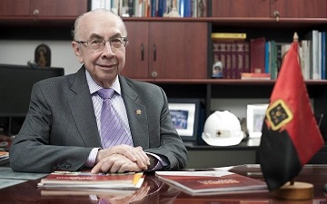 FOTO TIPO D TIPOD ANIVERSARIO FUNDADORES LUIS DIAZ UPBBGA2021