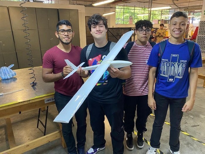 Foto Tipo In2 aeromodelo