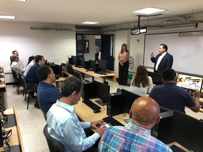 Foto Tipo Interna2 2Da Cohorte Maestría en Gestión de la Educación