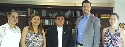 Visita Embajada de Canadá