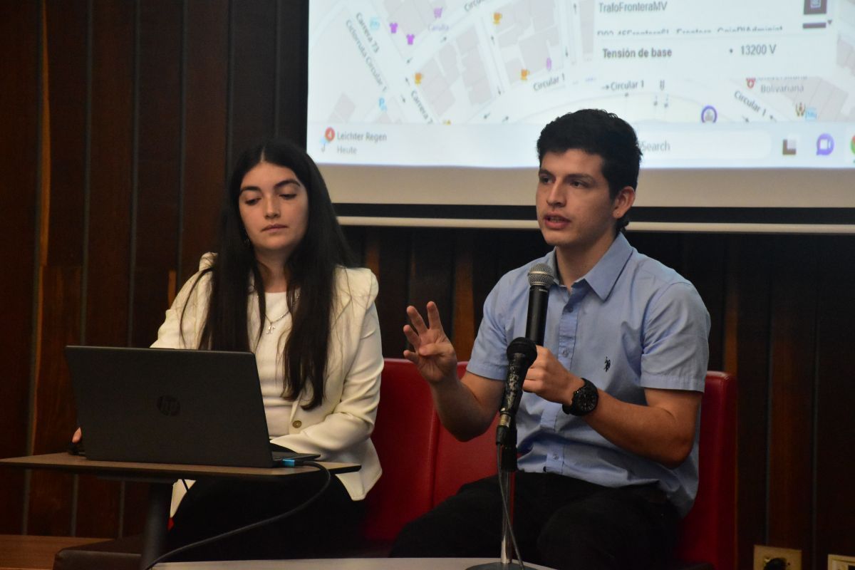 Durante la inauguración de Venios, se explicó el funcionamiento de la plataforma y se realizó una demostración de la misma.